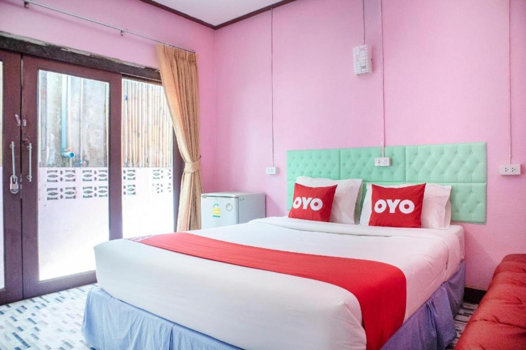 Oyo 797 Pink House Bungalow Ko Lanta Exteriör bild