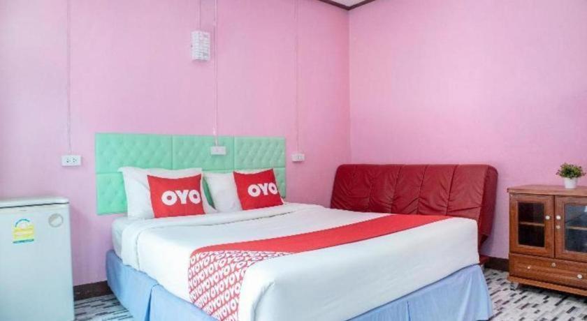 Oyo 797 Pink House Bungalow Ko Lanta Exteriör bild