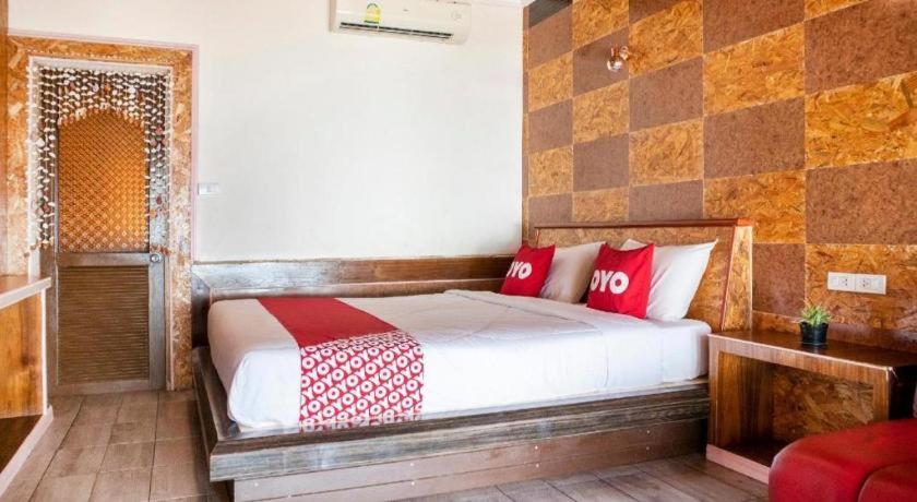 Oyo 797 Pink House Bungalow Ko Lanta Exteriör bild