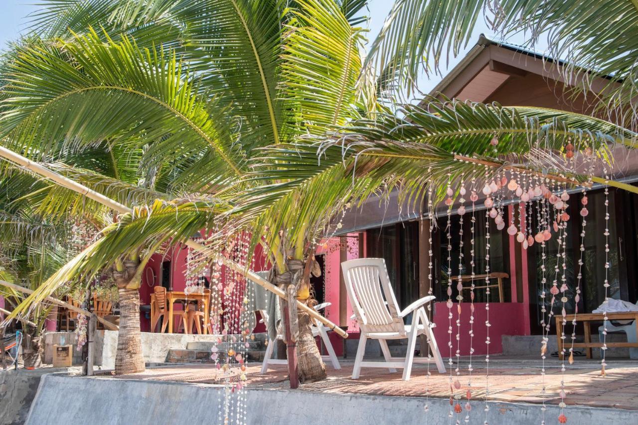 Oyo 797 Pink House Bungalow Ko Lanta Exteriör bild